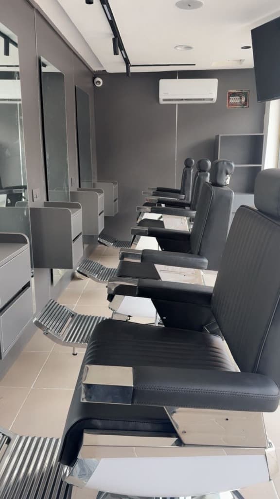 Eddy's Barber Shop Interior